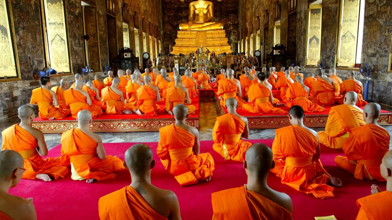 Il tempio buddista chiuso per droga: tutti i monaci positivi al test
