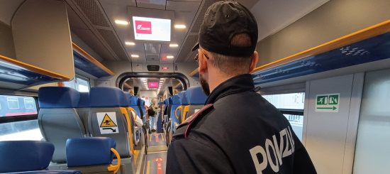 Sicilia, operazione “Stazioni sicure”: controllate 2.200 persone