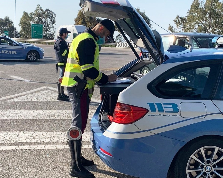 Polizia, Caltanissetta e provincia: 48 multe, fioccano le violazioni in materia di circolazione stradale