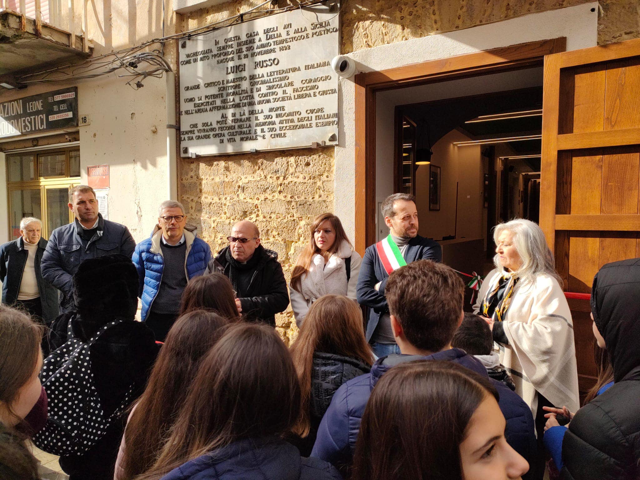 Delia. Inaugurata la Biblioteca comunale “Luigi Russo”