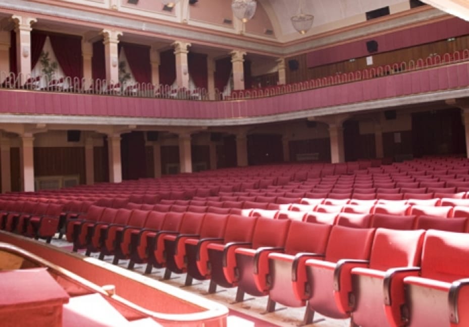 FAMILA sposa l’iniziativa degli abbonamenti sospesi della stagione di Teatro comico