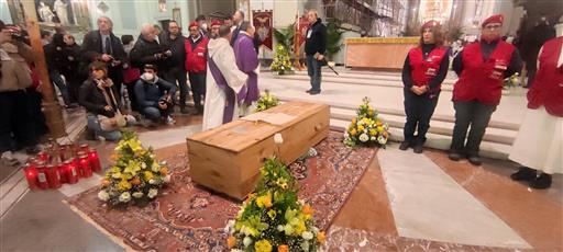 Funerale Biagio Conte: arcivescovo si commuove durante omelia