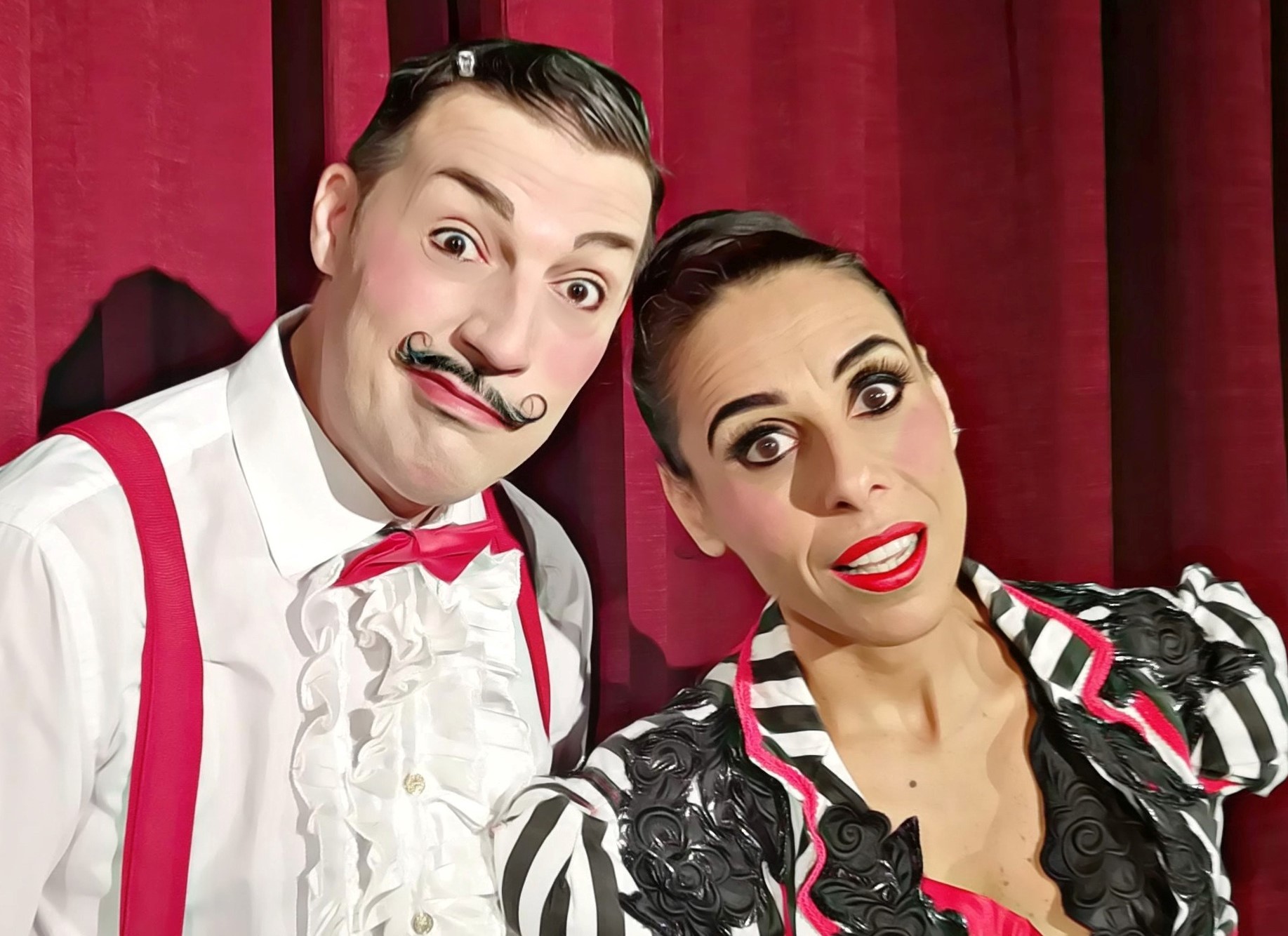 Stagione del Margherita, venerdì 20 gennaio in scena “Un’improbabile storia d’amore” con il duo comico Dandy Danno e Diva G.