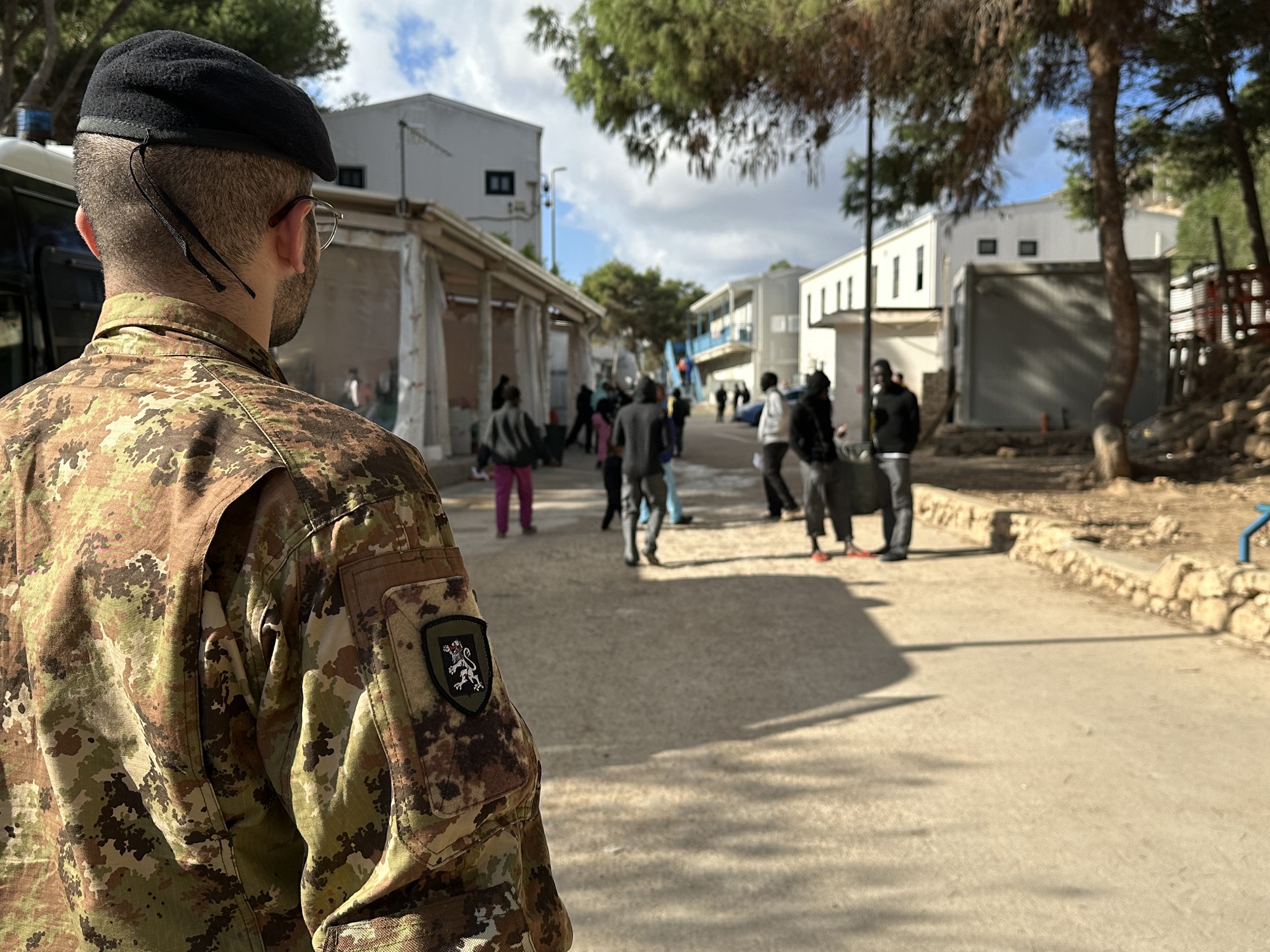 Sicilia, operazione “Strade sicure”: i bersaglieri del 6° passano le consegne ai fanti del 62°