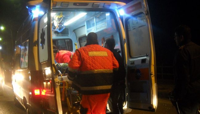 Malasanità, paziente muore perché ambulanza bloccata da lavori