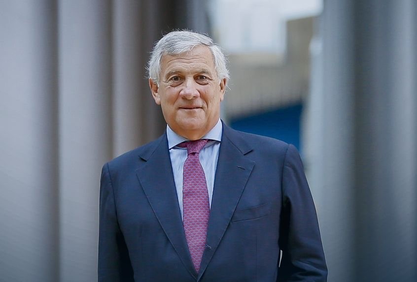 Migranti, Tajani: “Per bloccare i flussi servono relazioni forti con i Paesi d’origine”