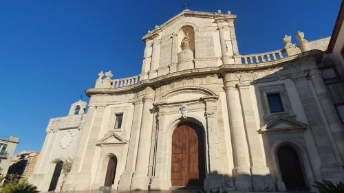 San Cataldo. Il 25 giugno  c’è corteo storico e rievocazione della Dedicazione della Chiesa Madre