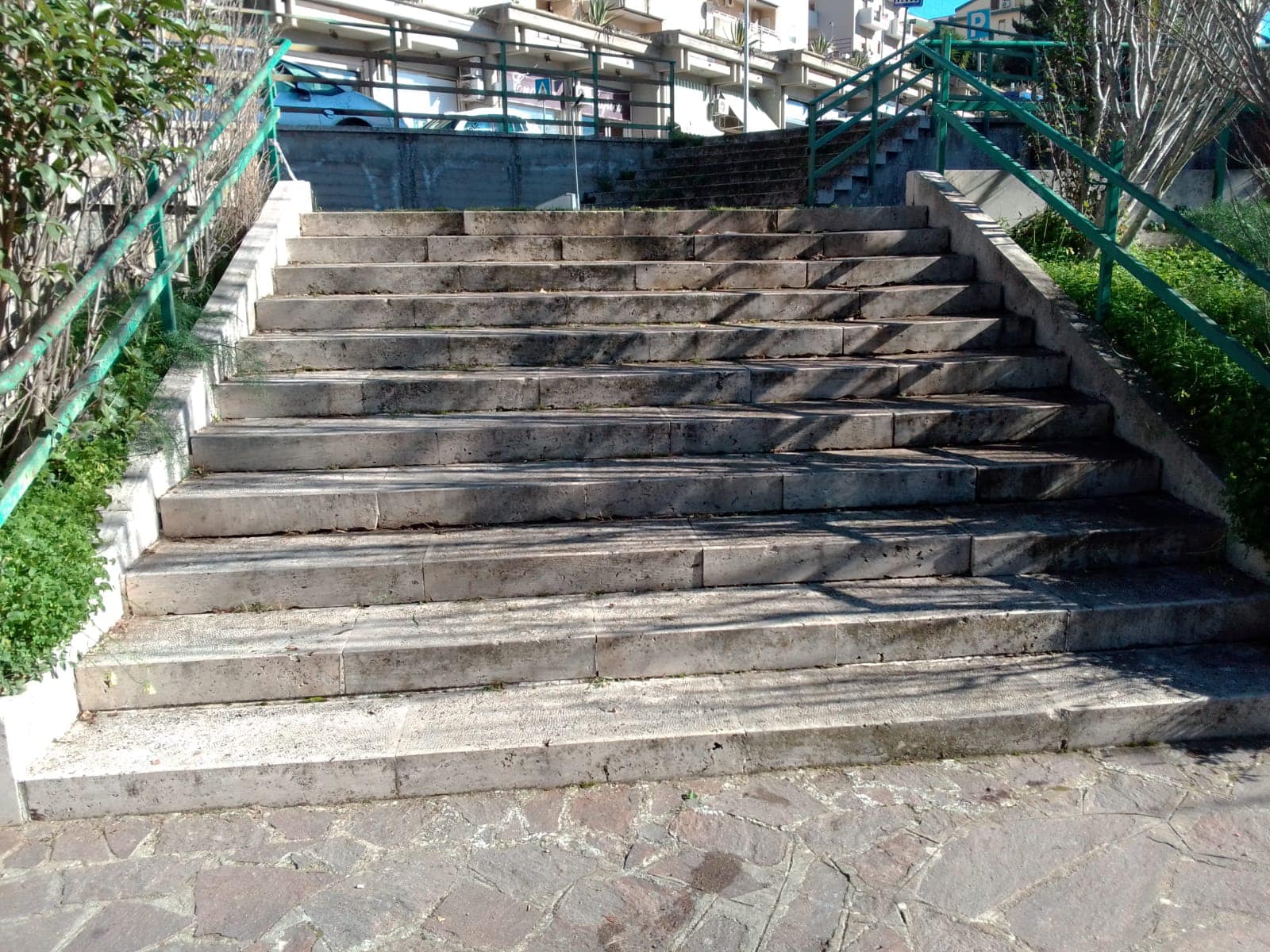 San Cataldo. L’amministrazione comunale: “Prosegue l’attività di pulizia e scerbatura della Città”