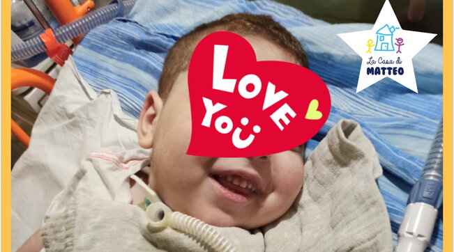 Italia. Napoli piange Simba, un bimbo che soffriva di varie patologie perché nato da una madre con problemi di droga
