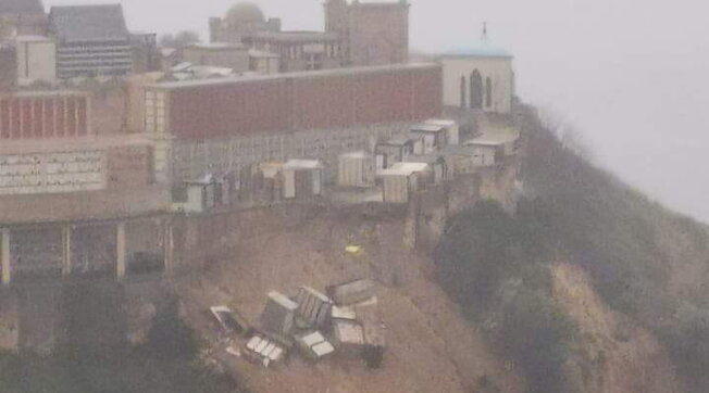 Maltempo. A Mineo, franata una zona del cimitero a causa delle abbondanti precipitazioni, coinvolte cappelle, loculi e bare