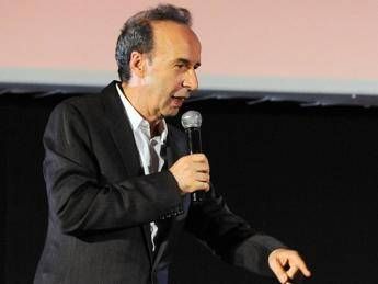 Benigni da Vespa: “L’Europa è l’unico sogno che ci resta, togliamo il veto!”