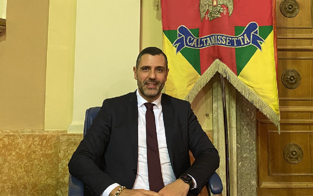 Caltanissetta, Aiello sulla villa Cordova: “Perché sperperare denaro per ristrutturare i bagni pubblici?”