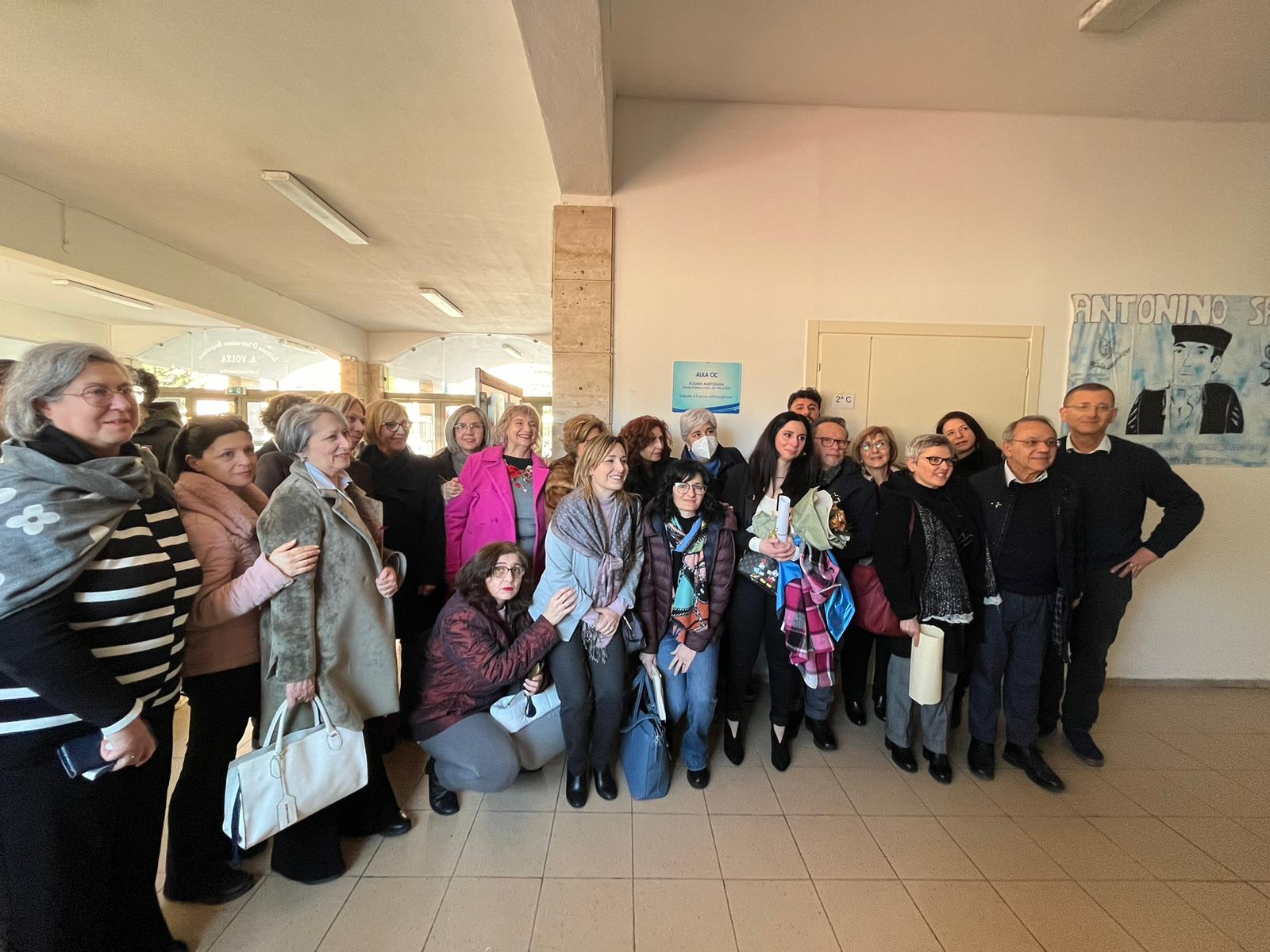Caltanissetta, liceo scientifico “Volta”: alla compianta prof. Rosaria Martorana intitolata l’aula C.I.C.
