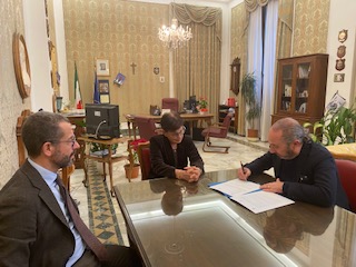 Prefettura Caltanissetta, siglati i Patti per l’attuazione della sicurezza urbana e  videosorveglianza per Mazzarino, Vallelunga Pratameno e Villalba
