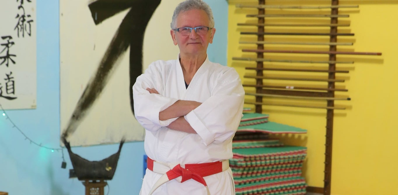 Caltanissetta  piange il suo maestro di karate, Calogero Viticchiè