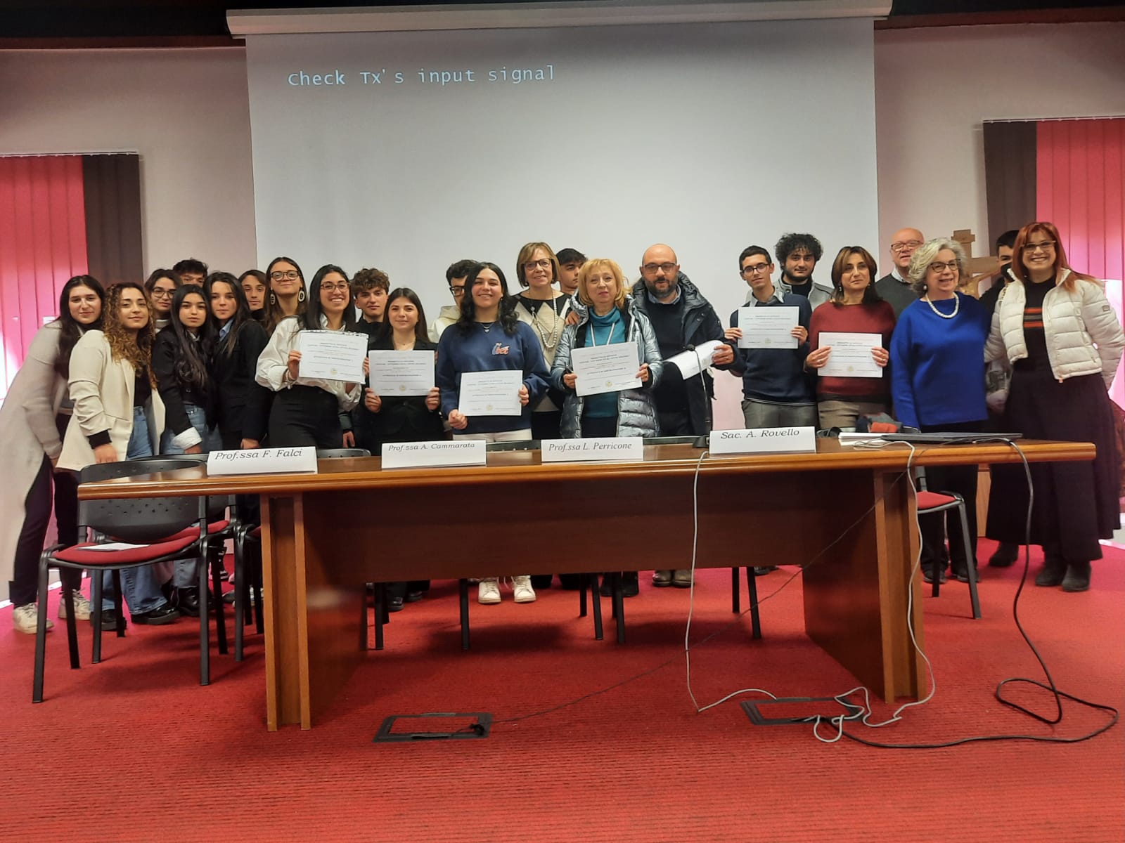 Caltanissetta, dalla Shoah del passato ai genocidi del presente: un incontro- dibattito con le scuole