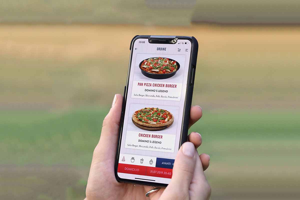 Polizia scopre 1 kg di hashish per merito di un App per ordinare cibi a domicilio