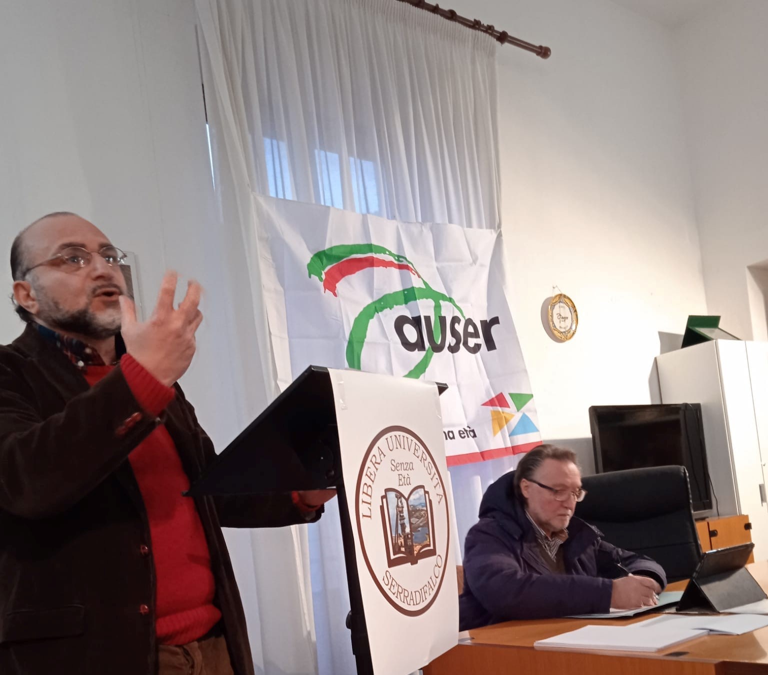 Serradifalco. Gran successo per Luse e Auser alla presentazione del libro “Sovversivi – Figure dell’antifascismo siciliano. La provincia nissena” di Filippo Falcone