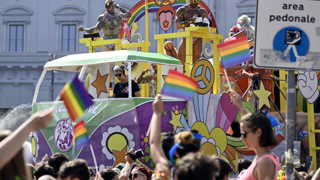 Gay Pride, sindaco di Taormina: favorevole a ospitarlo nel 2023