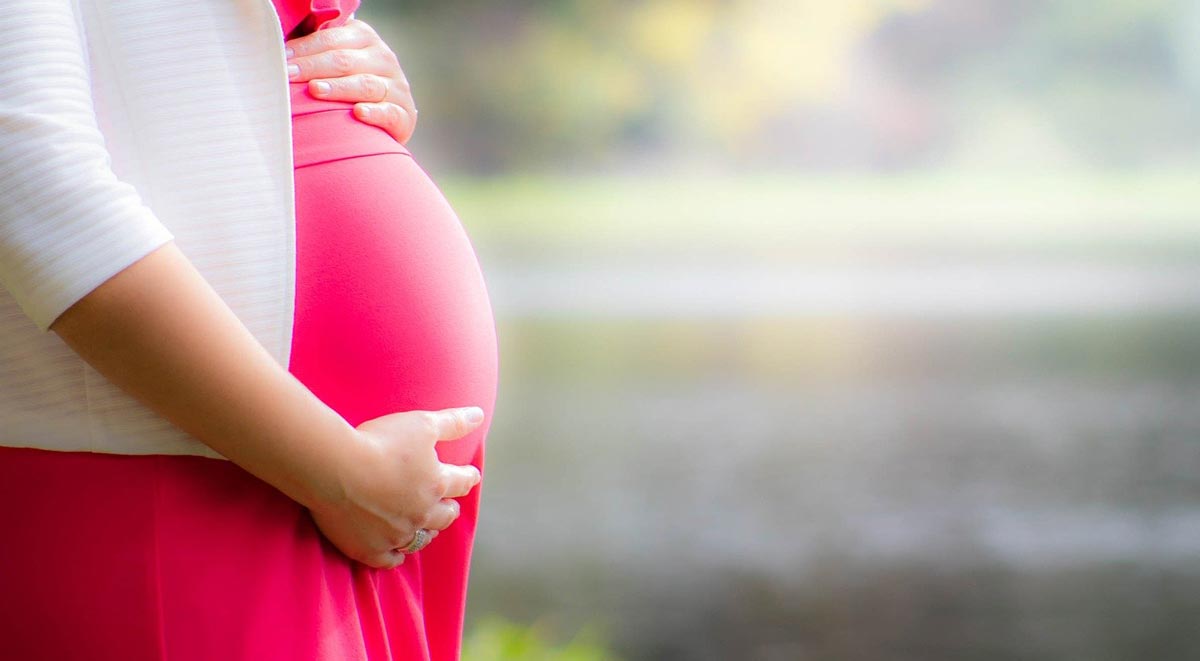 Caltanissetta, raccolta di firme per il Diritto alla vita, reddito di maternità e sostegno ai sofferenti