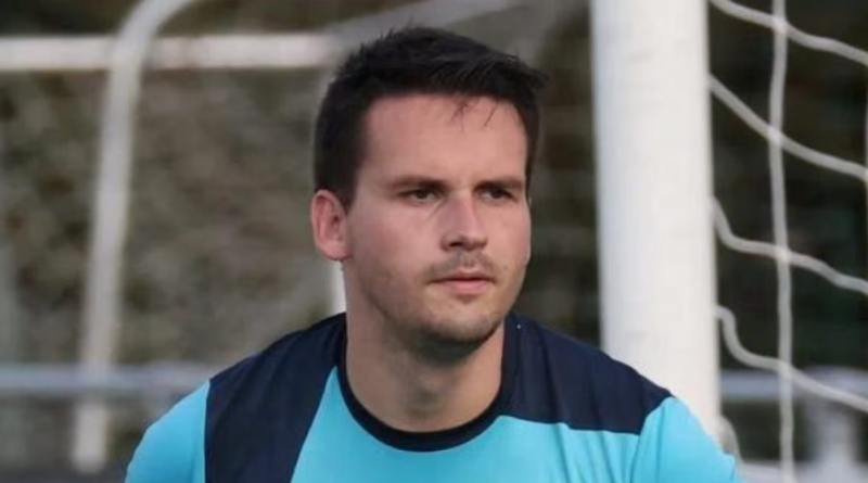 Para un calcio di rigore, esulta, ma poco dopo si accascia e muore: tragedia in Belgio per un giovane portiere