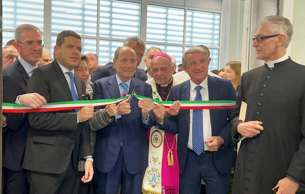 Schifani inaugura nuova Area Emergenza al Garibaldi di Catania