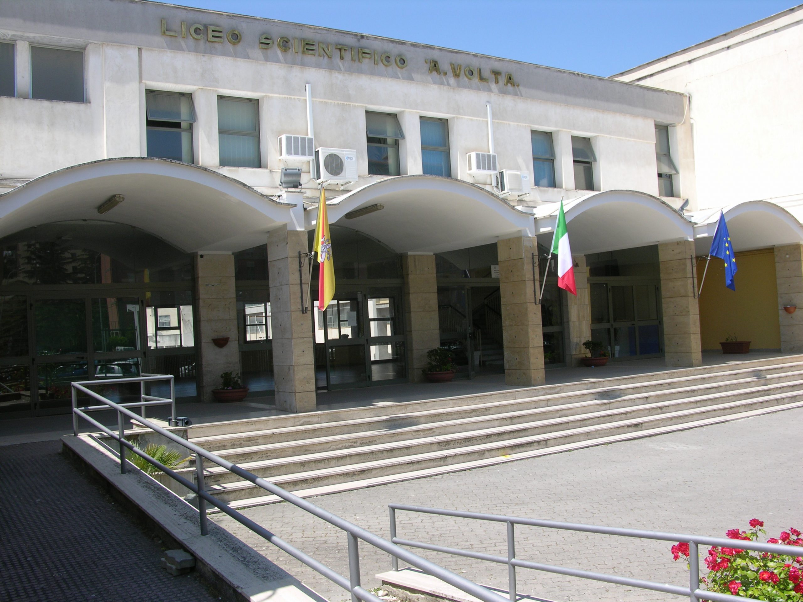 Caltanissetta, Centenario del “Volta”: mercoledì 14 una rassegna musicale