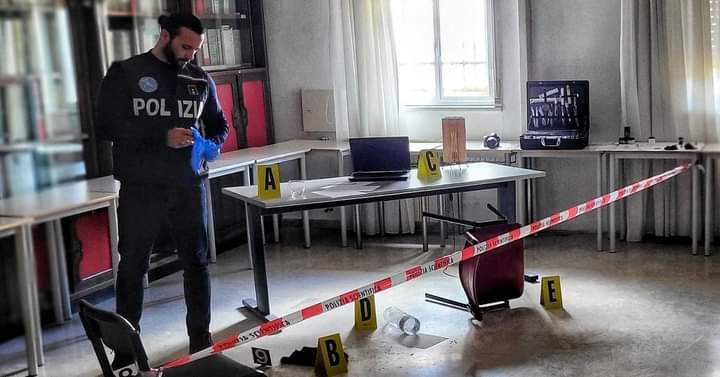 Caltanissetta, studenti del Russo incontrano la Polizia Scientifica e vanno “alla ricerca delle tracce”
