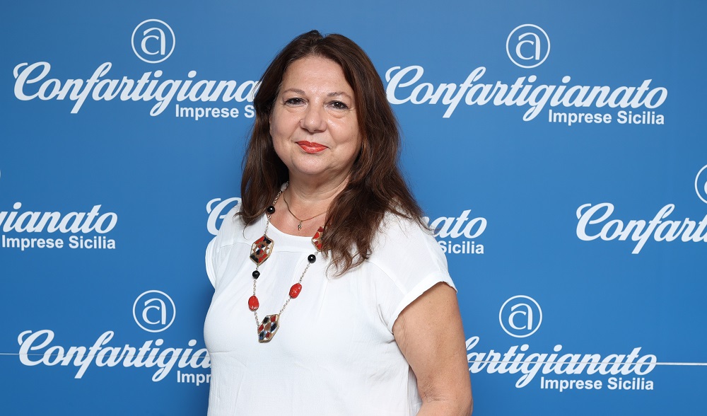 Donne e disparità al lavoro. Confartigianato denuncia mancata partecipazione e busta paga bassa