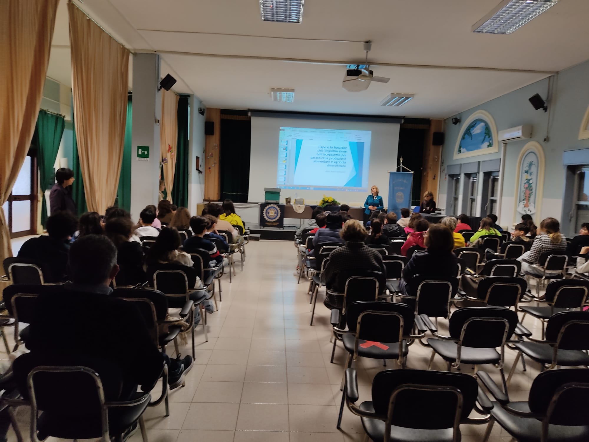 Caltanissetta, Inner Wheel alla Rosso di San Secondo per “imparare dalle api”