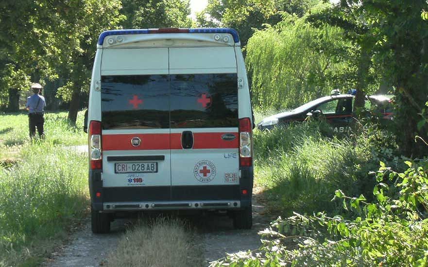 Colto da un malore improvviso precipita con l’auto in un burrone: morto cacciatore 66enne