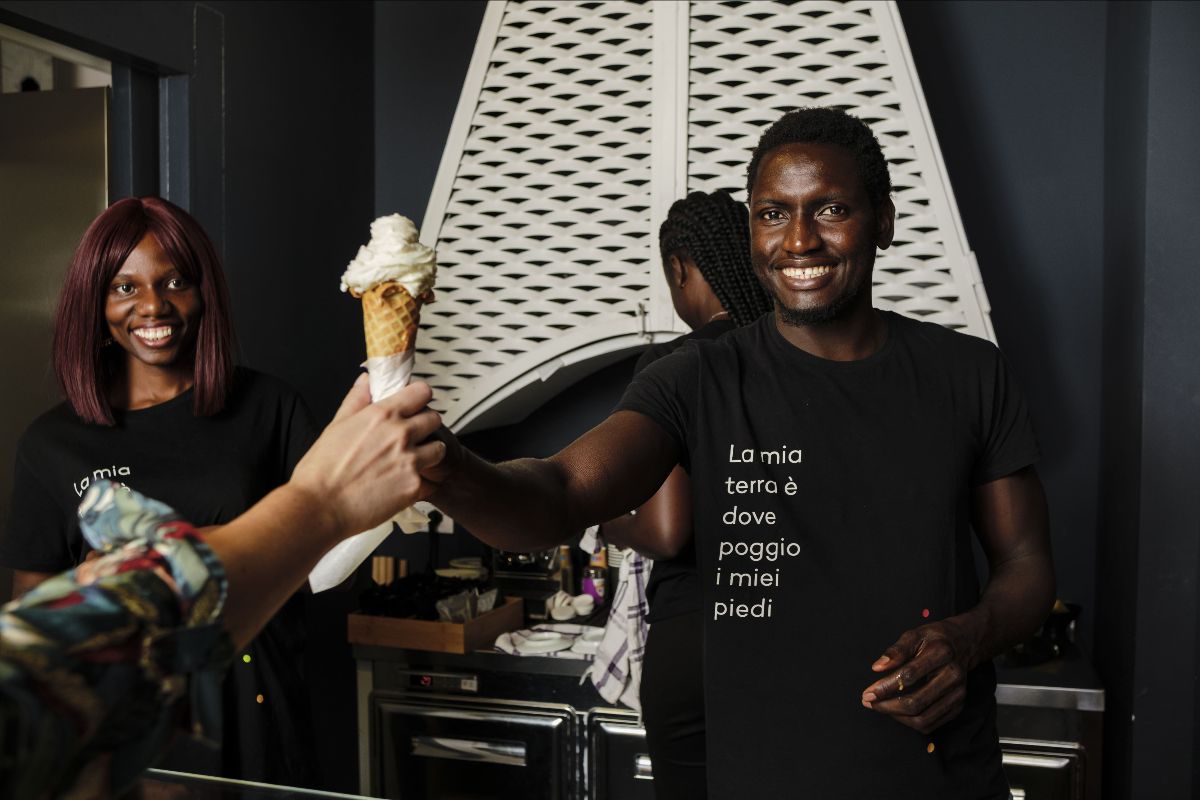 Barconi: da migranti a gestori di una gelateria solidale: una bella storia di riscatto nel cuore di Ballarò