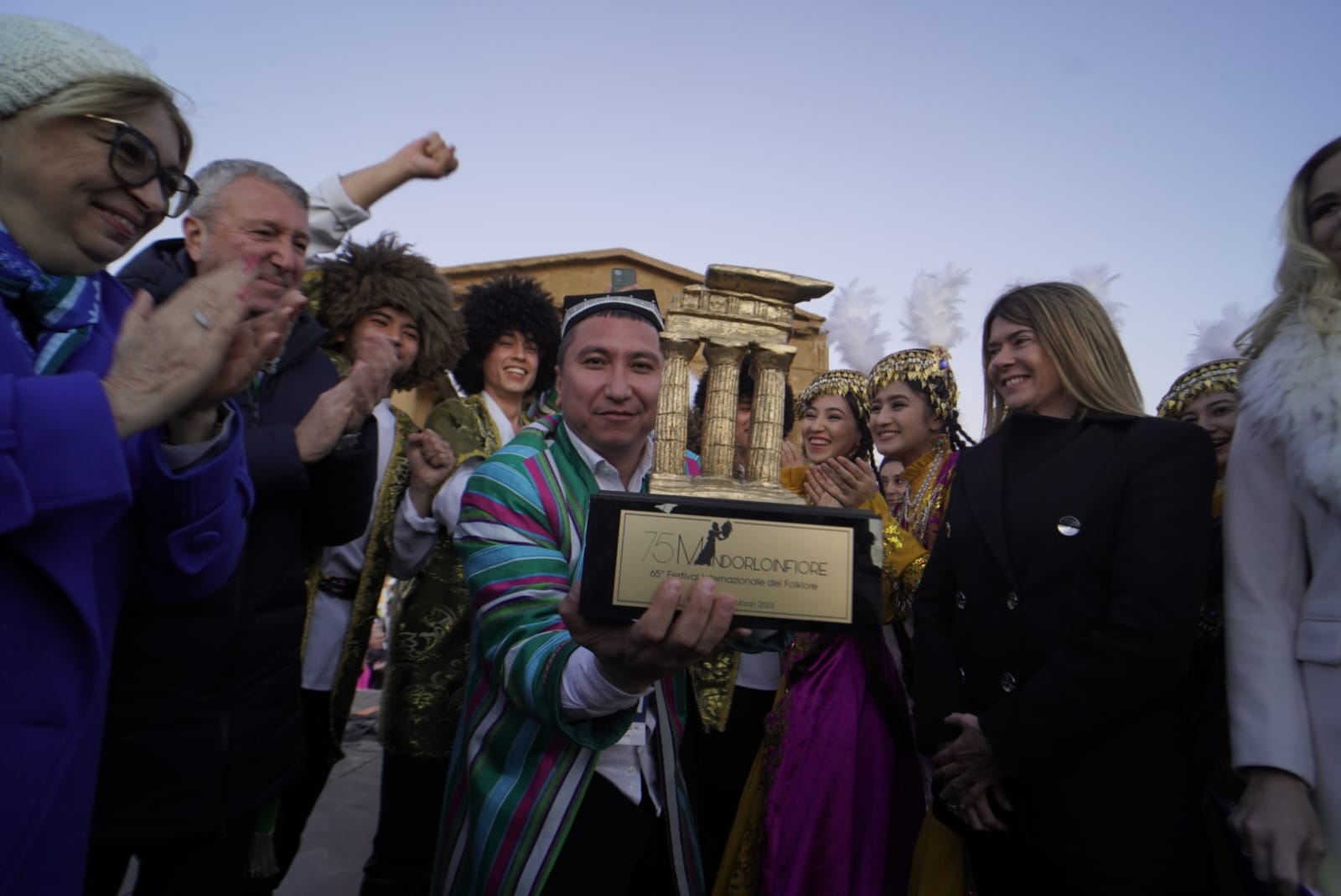 Festival del “Mandorlo in fiore”, Amata: «La sintesi perfetta di un prodotto turistico che promuove l’Isola»