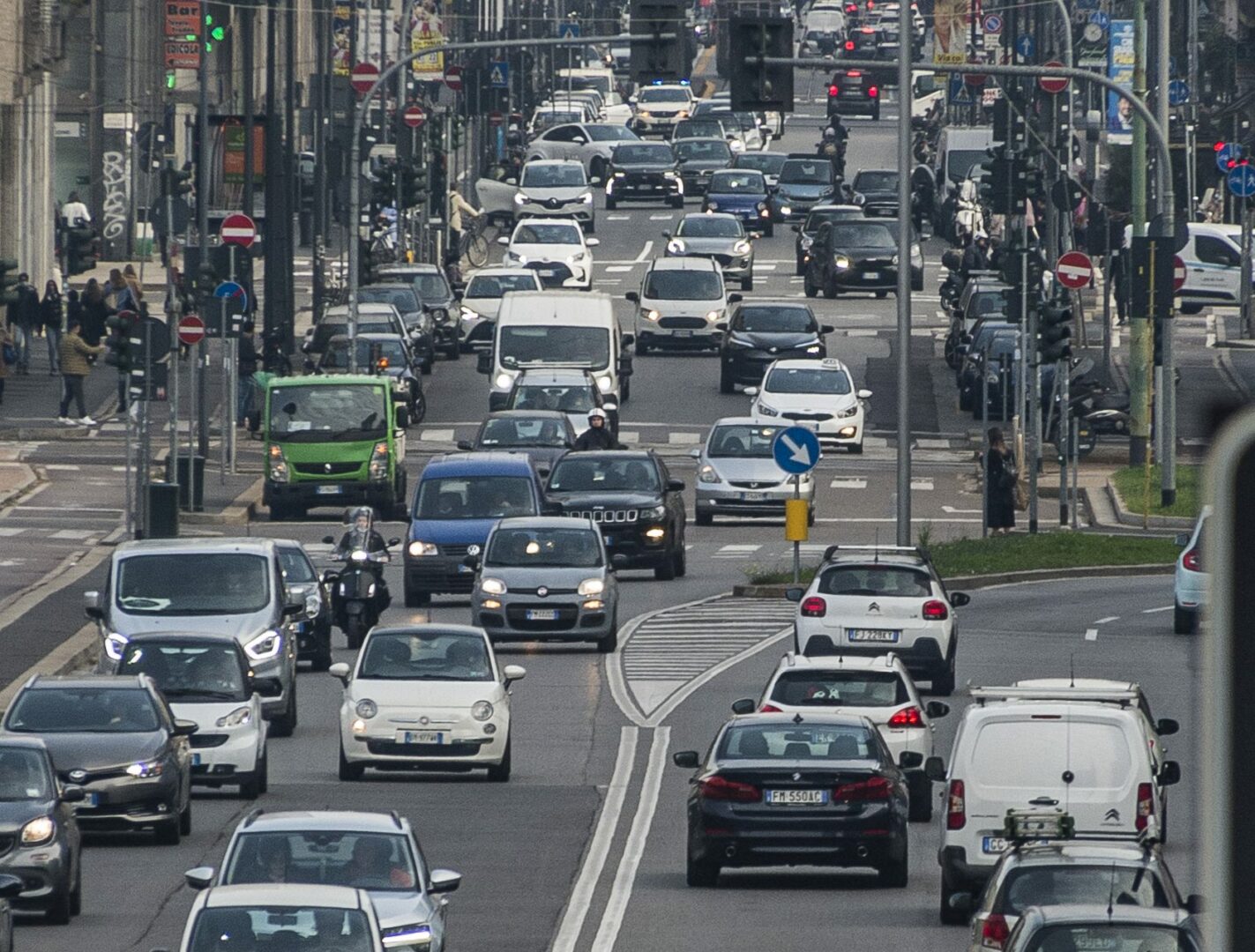 A marzo mercato dell’auto in crescita, +40,78% su base annua
