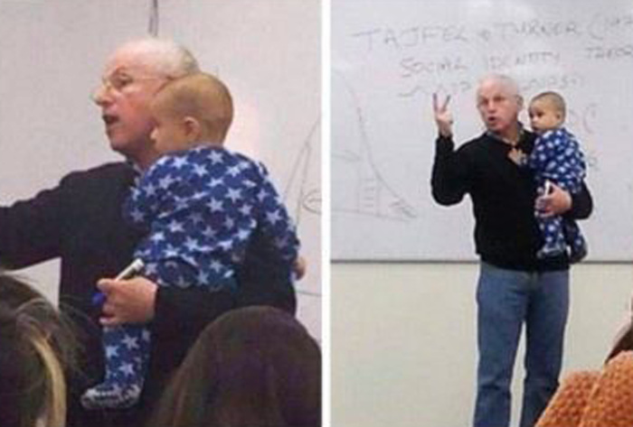 Virale foto del prof in aula col bimbo di un’allieva in braccio. All’università di Gerusalemme, così mamma può seguire la lezione