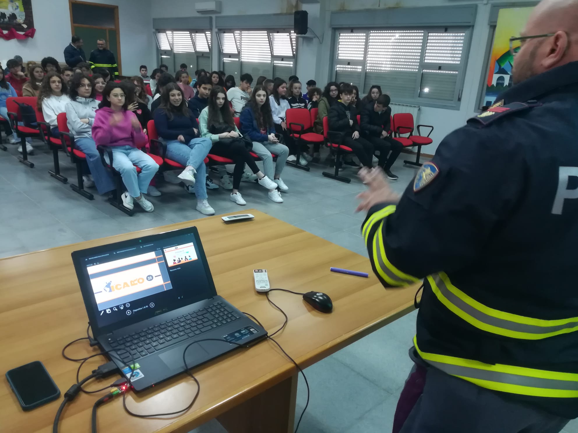 Serradifalco. Alunni e docenti del Comprensivo “Puglisi” hanno preso parte al progetto di educazione stradale “Icaro”