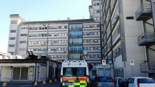 Il ringraziamento di un cittadino al Reparto di Pneumologia dell’Ospedale Sant’Elia: “Illustre esempio di buona sanità”