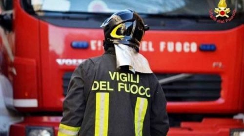 Nel nisseno anziana lascia la termocoperta accesa, torna e trova l’appartamento in fiamme