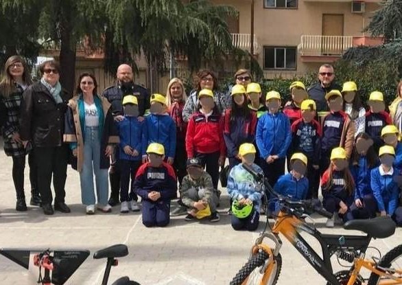Serradifalco. Concluso all’Istituto comprensivo “Filippo Puglisi” progetto “Biciscuola 2023” della Polizia