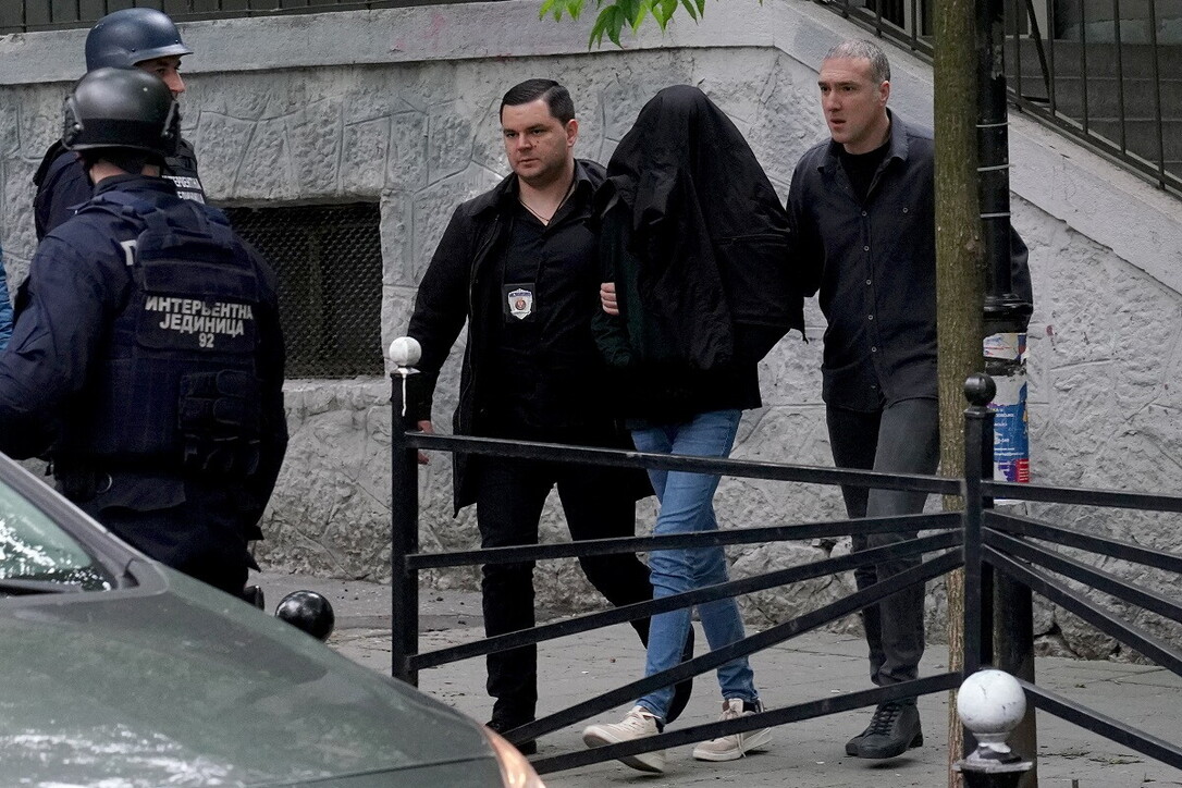 Serbia, studente 14enne spara in una scuola primaria: 9 morti, 7 feriti