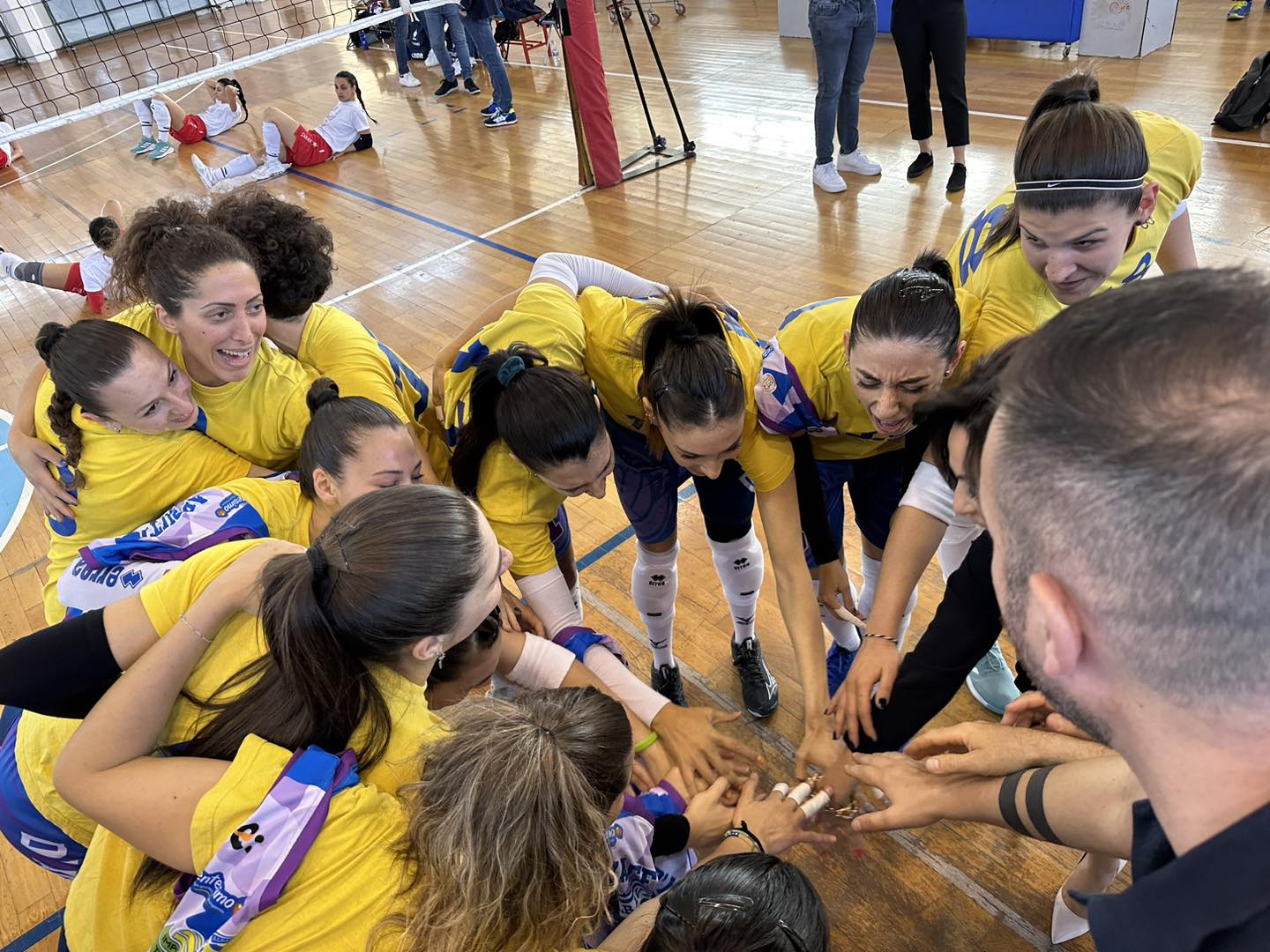 Pallavolo femminile B2. La Traina in Toscana contro l’Ambra Cavallini con l’obiettivo del secondo posto