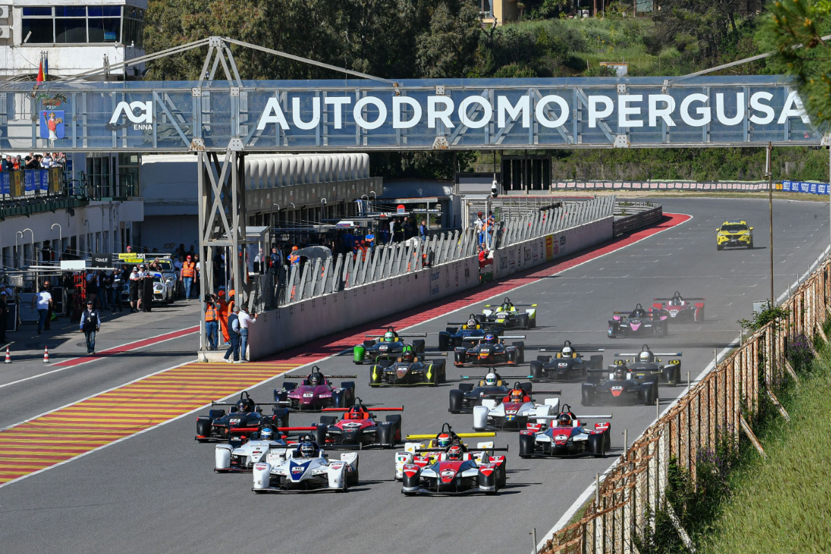 Direttore, contratto con Pirelli tiene in vita l’autodromo di Pergusa per 5 anni: “L’accordo scade nel 2030”