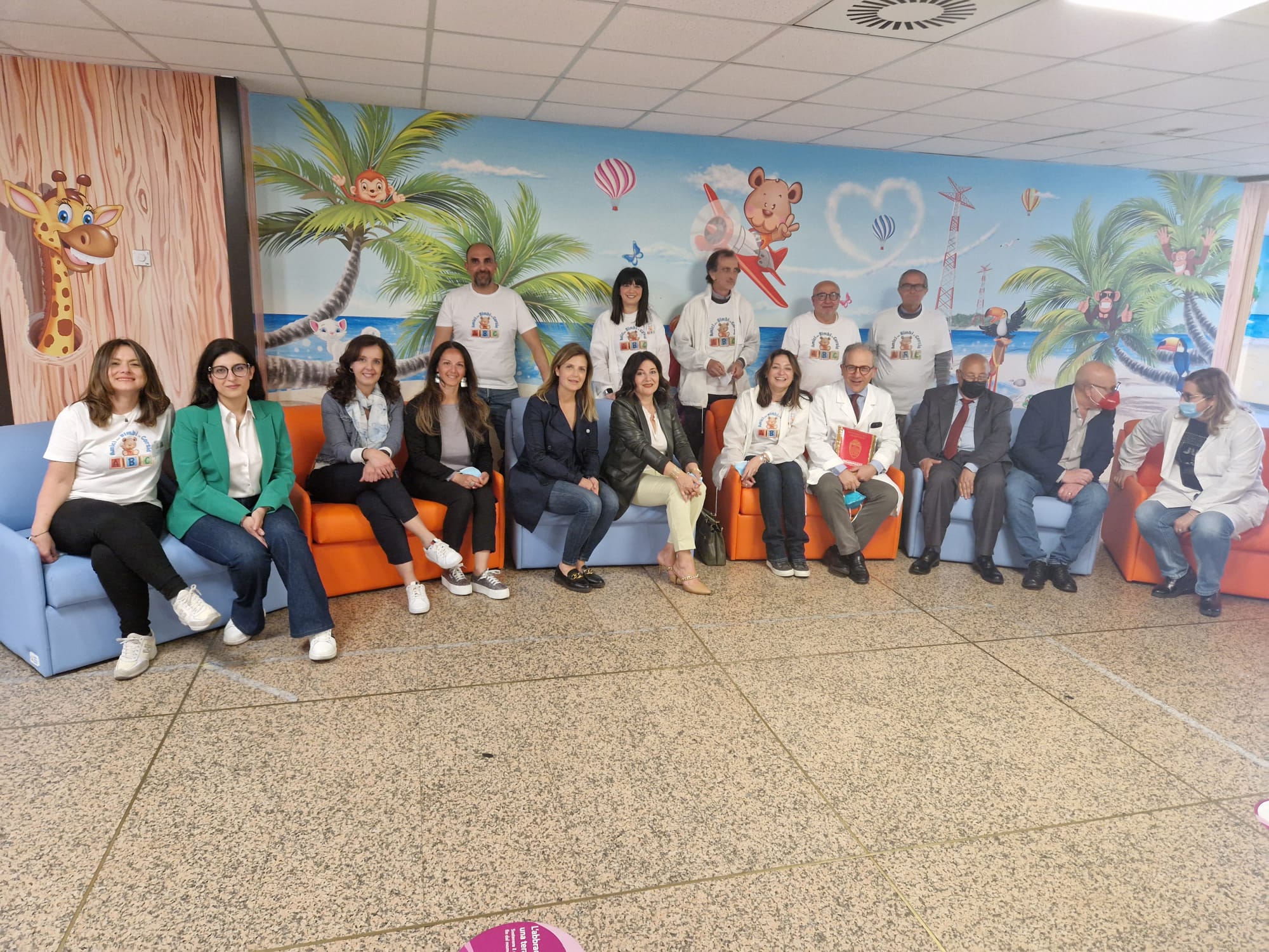 Donate poltrone letto per i genitori dei bimbi ricoverati al Padiglione del Policlinico di Messina