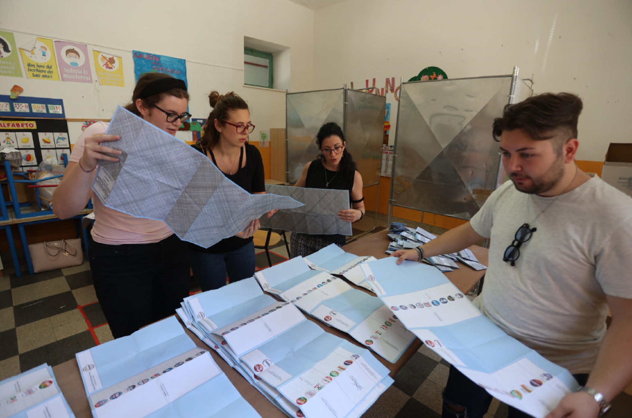 Elezioni in Sicilia: spoglio a rilento eccetto Ragusa