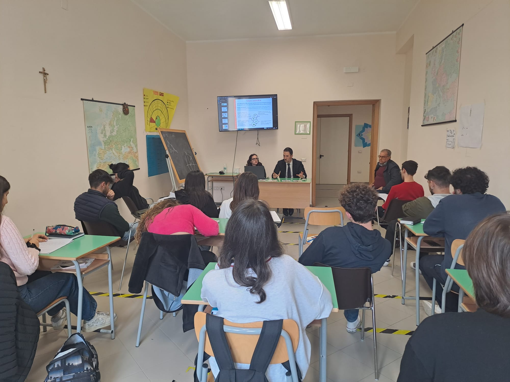 Caltanissetta, percorso di formazione per studenti del Mignosi: focus su alimentazione e benessere