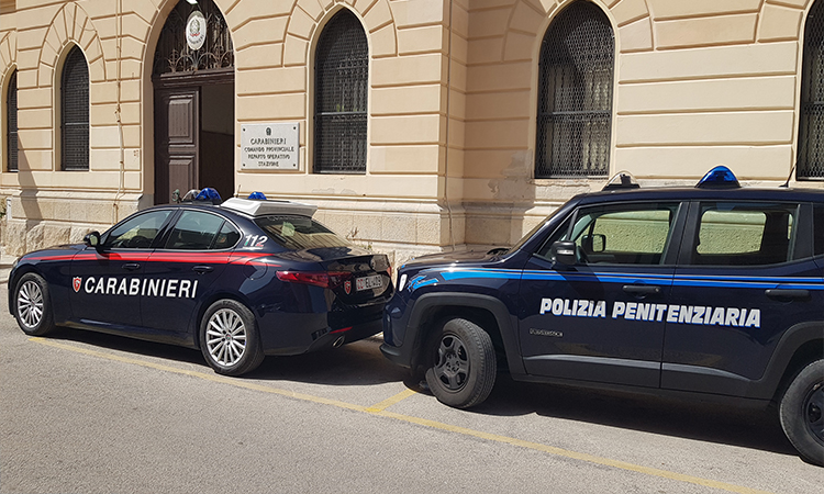 Era evaso dal tribunale di Trapani, catturato nella notte mentre si incontrava con la compagna