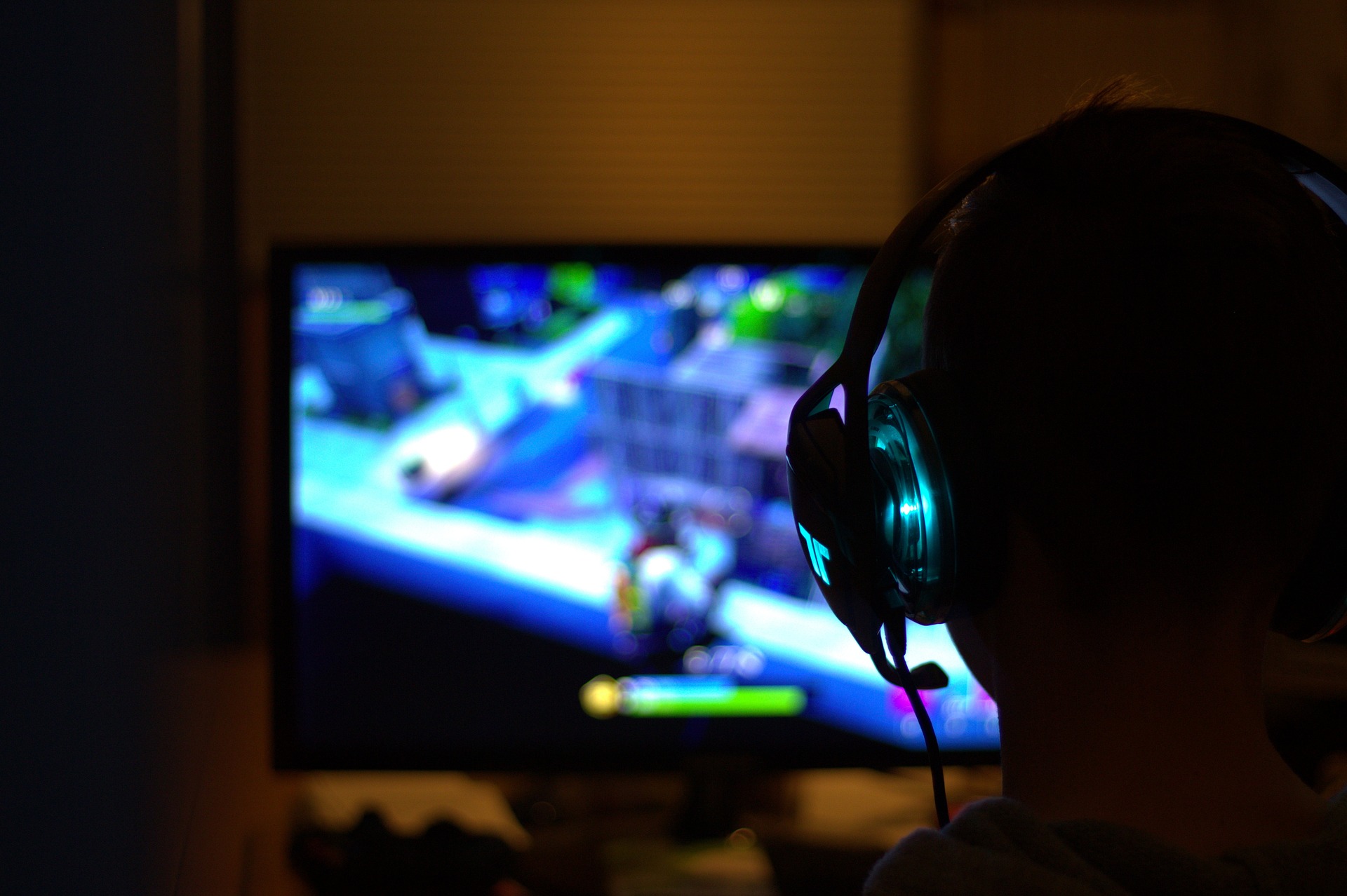 Giappone, gioca 17 ore ai videogiochi mentre è in servizio: poliziotto nei guai