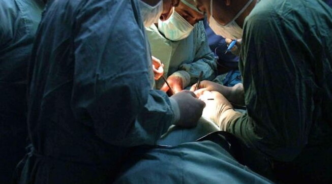 Cervello scendeva dal naso, a Torino neonato salvato con intervento unico al mondo