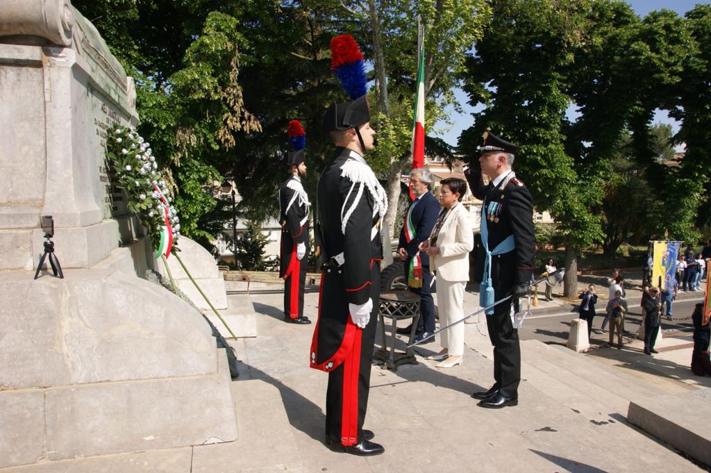 Caltanissetta, 2 giugno. Una festa tra fanfara, premiazioni e medaglie d’onore