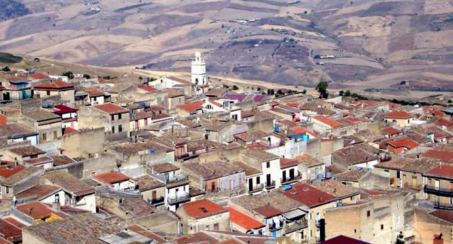 Marianopoli. Il 12 settembre interrotta distribuzione idrica per guasto alla condotta